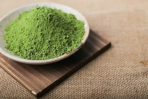 تصویر 2 از حنای تبرک خالص بدون افزودنی شیمیایی